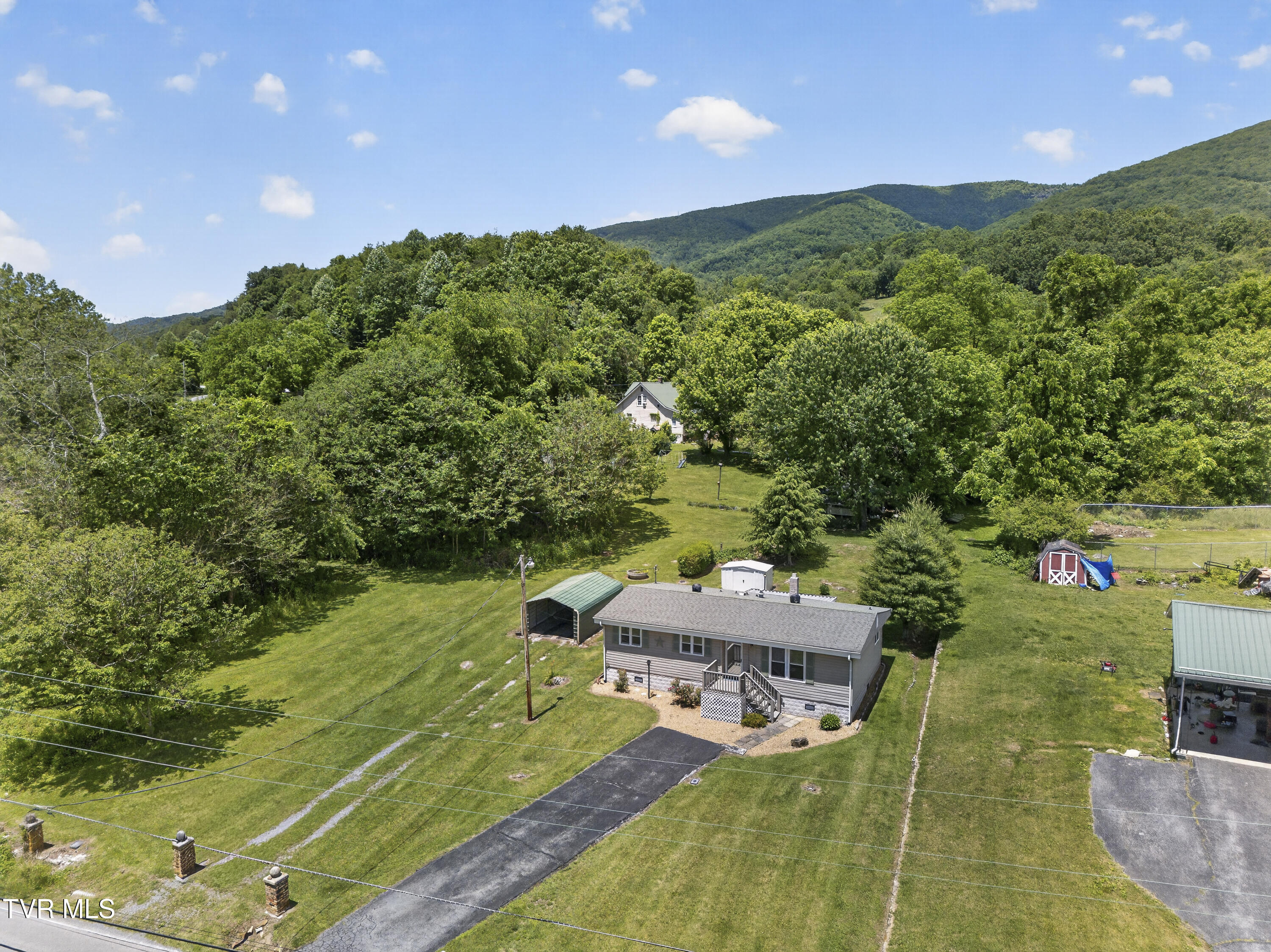 714 Allison Gap Road Saltville, VA 24370 - Photo 17 of 24 714-Allison-Gap-Rd-VA Cynthia-Routon-2