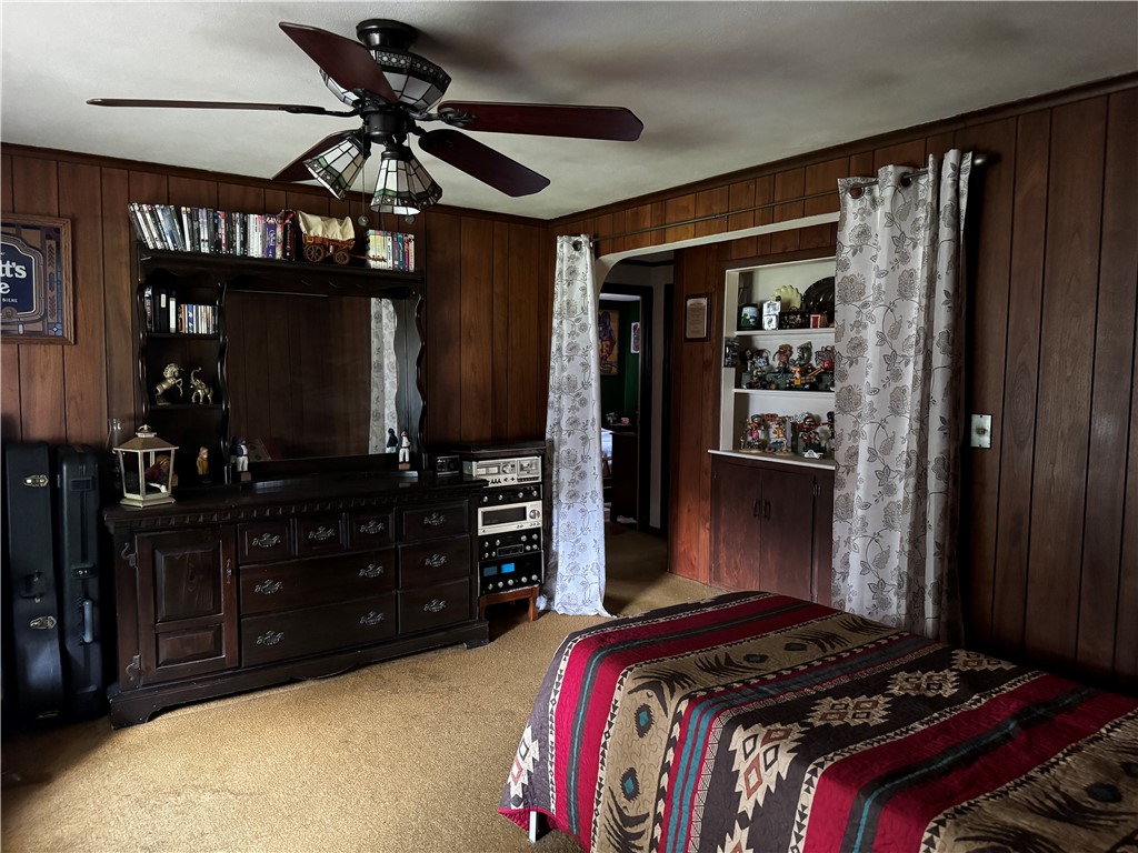 18 Leslie Road Warwick, RI 02888 - Photo 4 of 16 Gallery Image 4