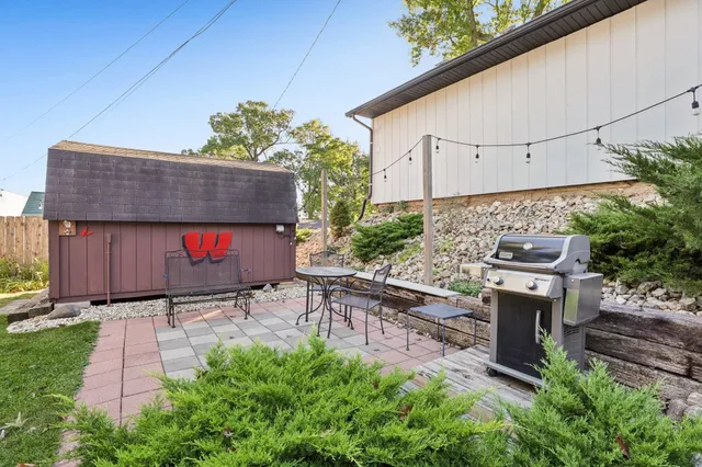 $485,000 | W9380 Ripley Road, Cambridge, WI 53523