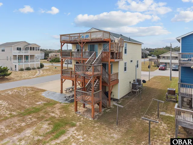 $898,500 | 4901 Lindbergh Avenue, Kitty Hawk, NC 27949