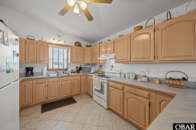 $898,500 | 4901 Lindbergh Avenue, Kitty Hawk, NC 27949