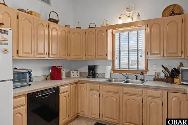 $898,500 | 4901 Lindbergh Avenue, Kitty Hawk, NC 27949