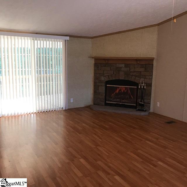 140 Robin Ridge Circle Piedmont, SC 29673 - Photo 6 of 19 Gallery Image 6