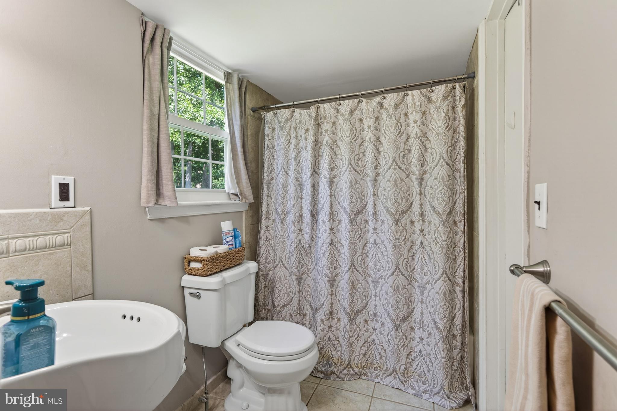 122 Ashwood Road Springfield, PA 19064 - Photo 18 of 48