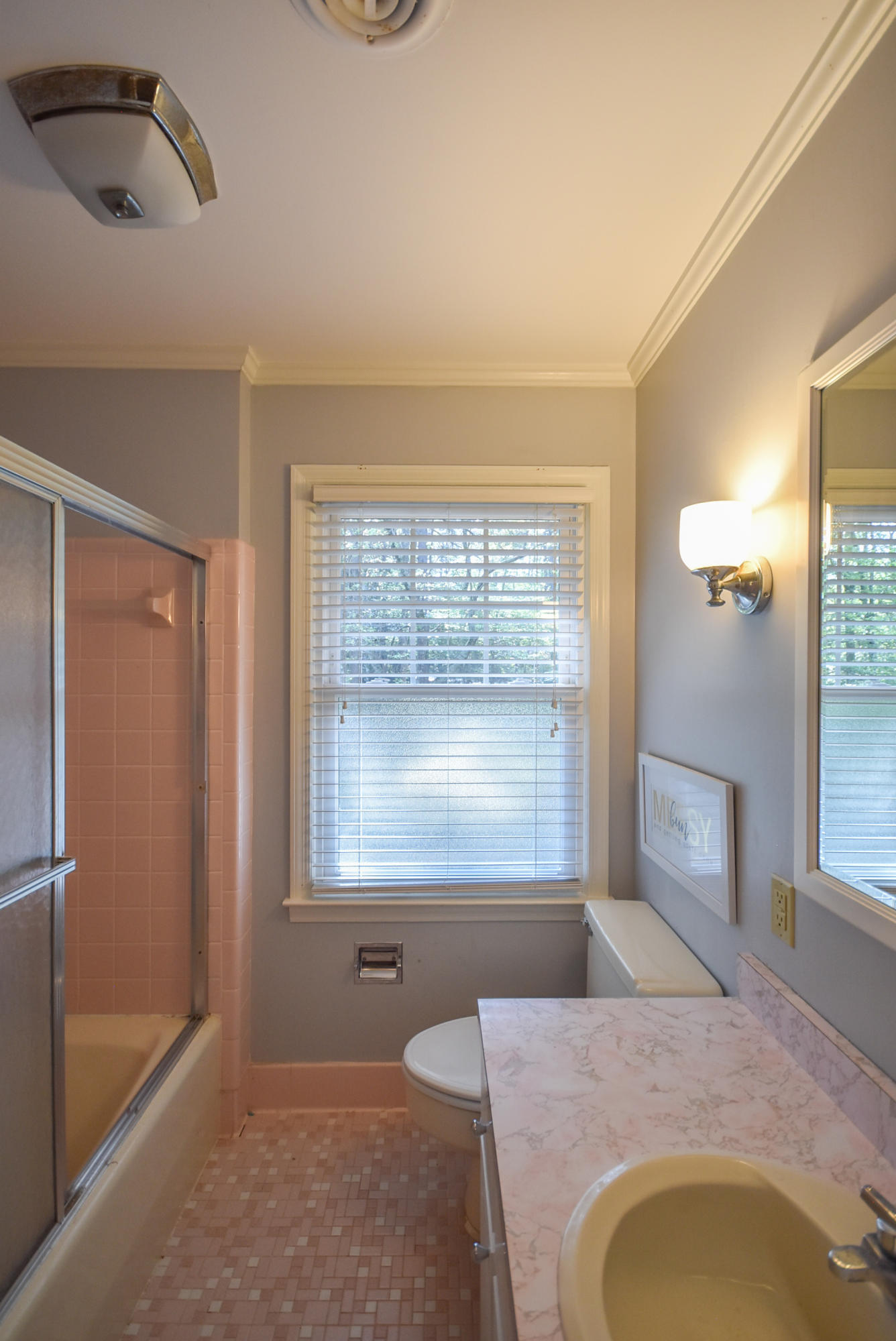715 Barber Road Southern Pines, NC 28387 - Photo 10 of 17 Upstairs Bathroom