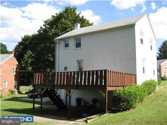 604 Newlin Road Springfield, PA 19064 - Photo 3 of 8 Exterior Back