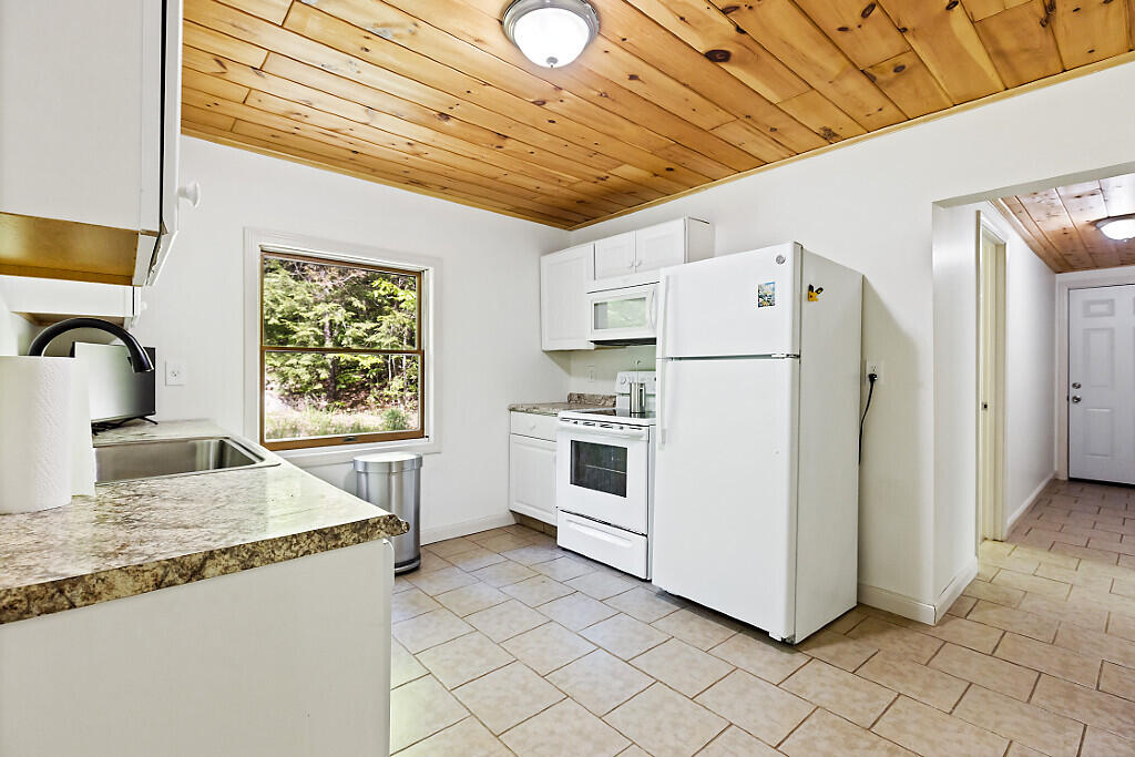644 Rome Road Rome, ME 04963 - Photo 20 of 35 20_BP5A3811_DxO_mls