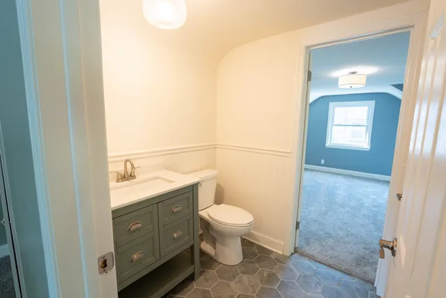 $385,000 | 1153 North 11th Avenue, West Bend, WI 53090