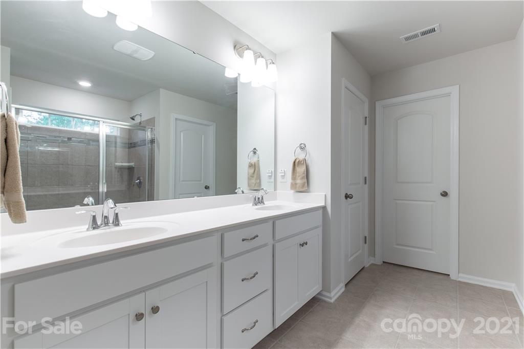 935 Wood Apple Lane Fort Mill, SC 29708 - Photo 22 of 26 Gallery Image 22