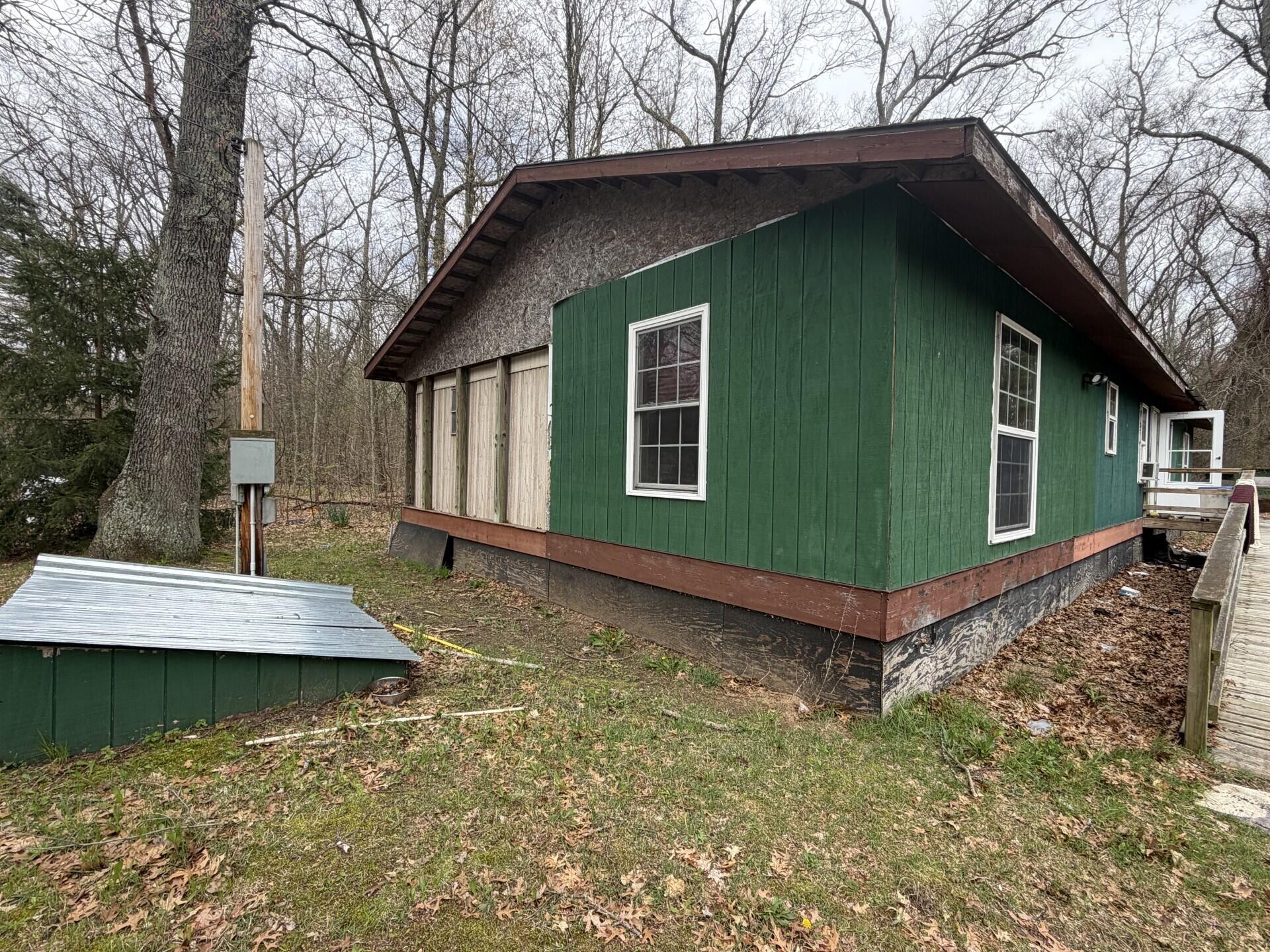 3346 West Skeels Road Montague, MI 49437 - Photo 1 of 10 6615df90-ed4e-4628-9f04-d76c777e56a2