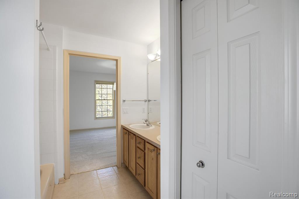 44537 Spring Hill Road Northville, MI 48168 - Photo 51 of 72