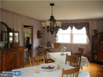 416 Marie Road Ambler, PA 19002 - Photo 3 of 12 Dining Room