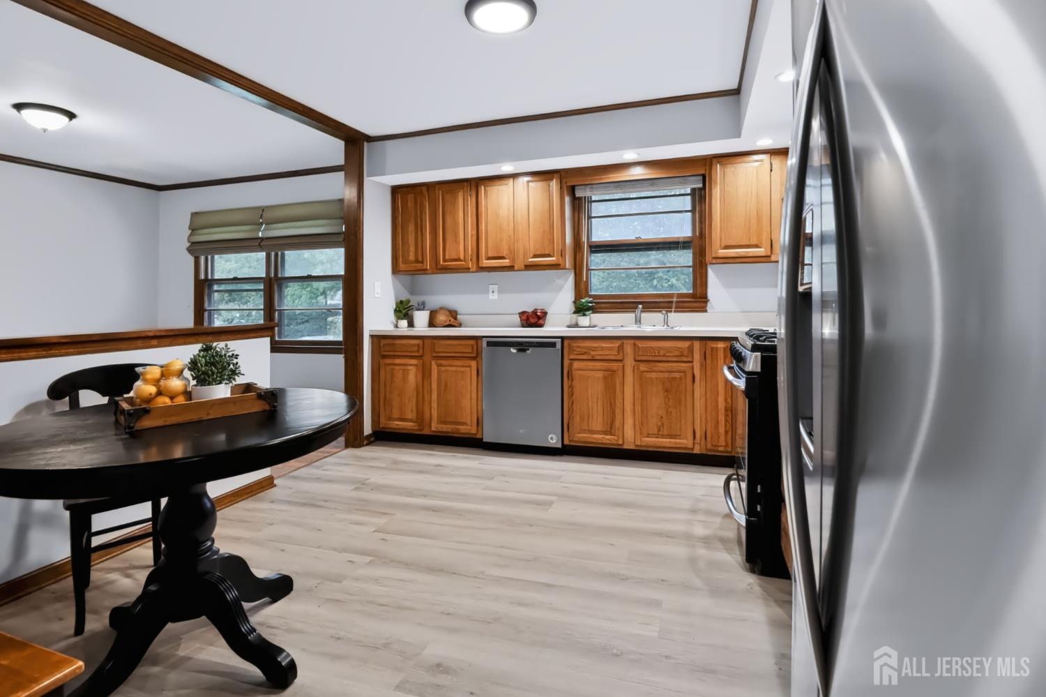 34 Harkins Road Milltown, NJ 08850 - Photo 8 of 31 Gallery Image 8