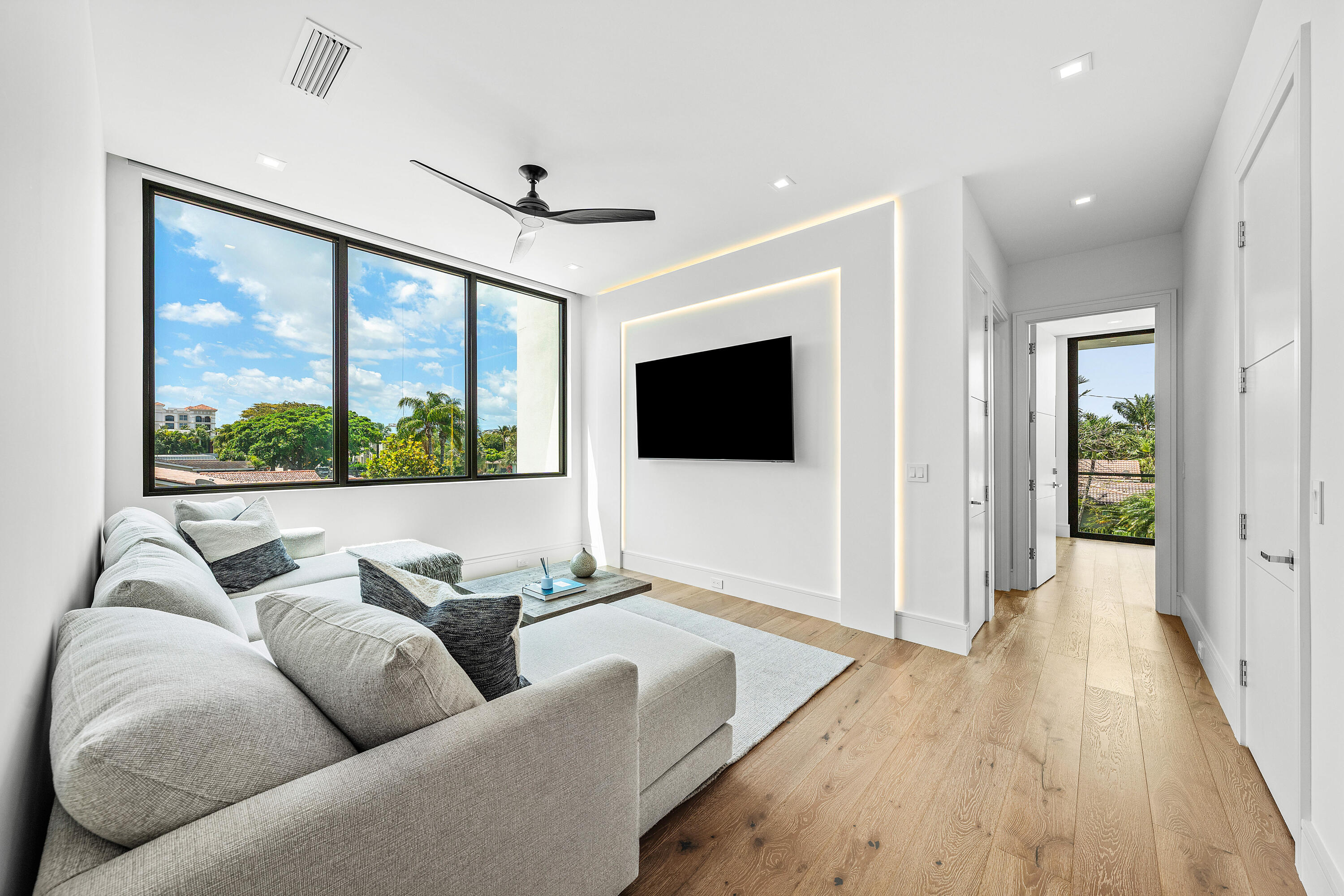 326 Northeast Wavecrest Way Boca Raton, FL 33432 - Photo 23 of 46 019-320NortheastWavecrestWay-BocaRaton-F