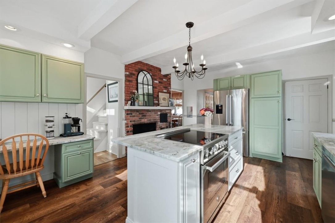 18 High Street Scituate, RI 02831 - Photo 6 of 45