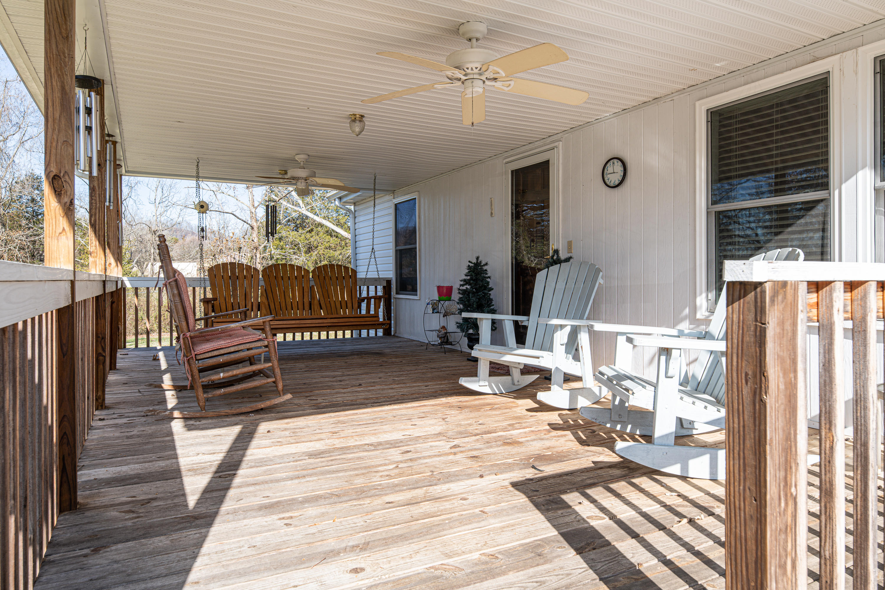 2908 Shipe Road Mascot, TN 37806 - Photo 2 of 25 Large Front Porch