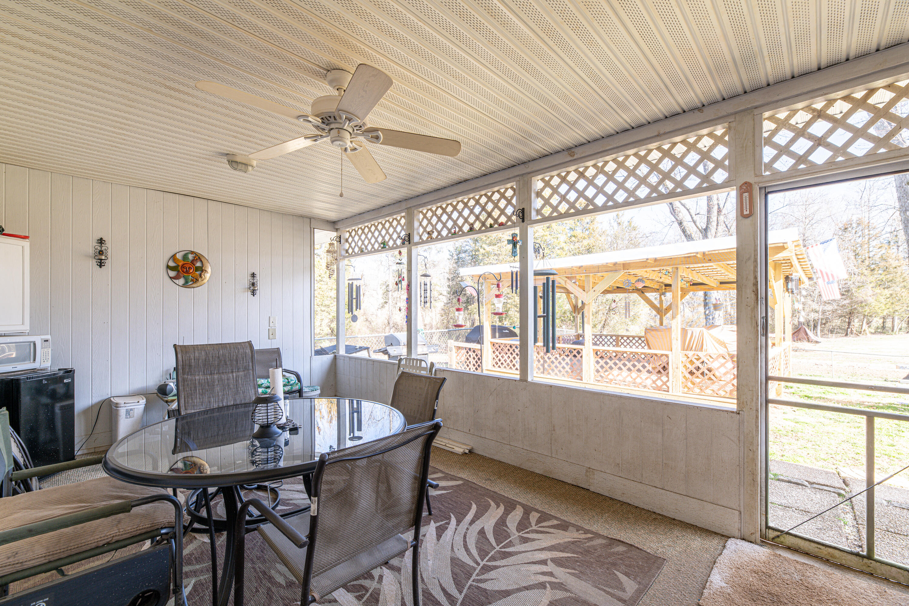 2908 Shipe Road Mascot, TN 37806 - Photo 20 of 25 Screened-In Porch