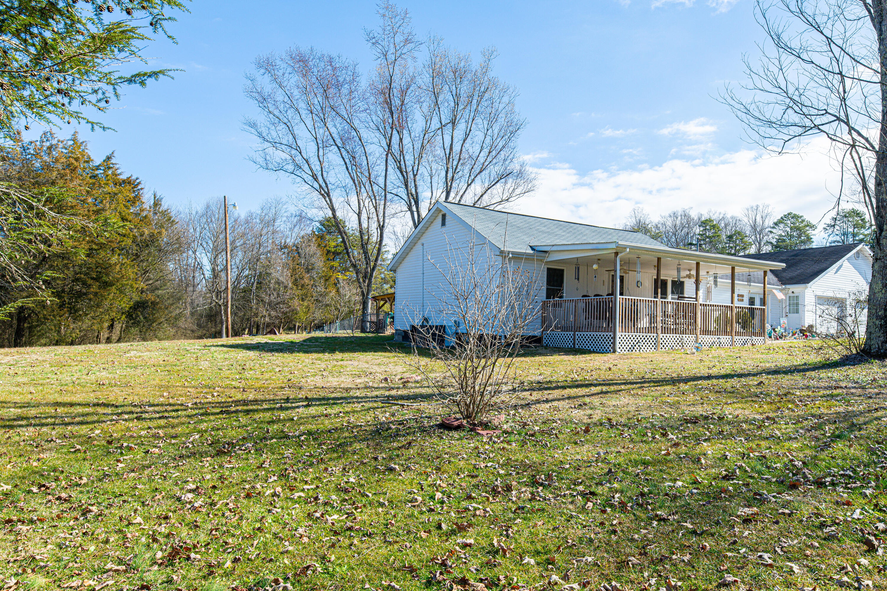 2908 Shipe Road Mascot, TN 37806 - Photo 3 of 25 Level Yard