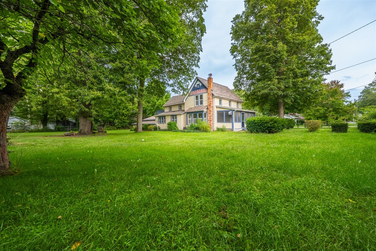4960 Paw Paw Lake Road Coloma, MI 49038 - Photo 3 of 33 Gallery Image 3