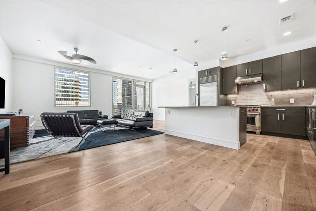 $1,190,000 | 222 West Avenue, Unit 1213, Austin, TX 78701