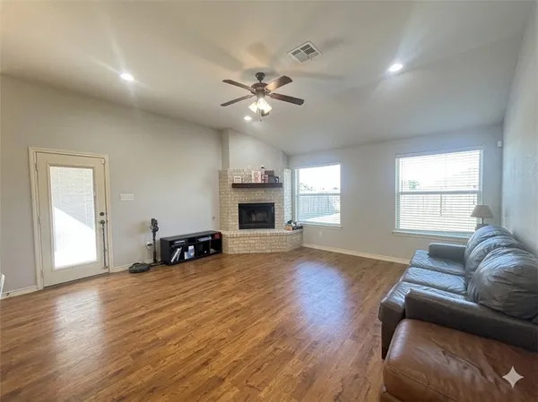 $2,400 | 4206 Carnes Court South, College Station, TX 77845