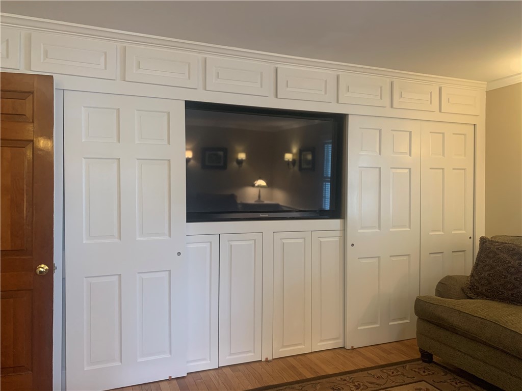 81 Durfee Road Tiverton, RI 02878 - Photo 17 of 20
