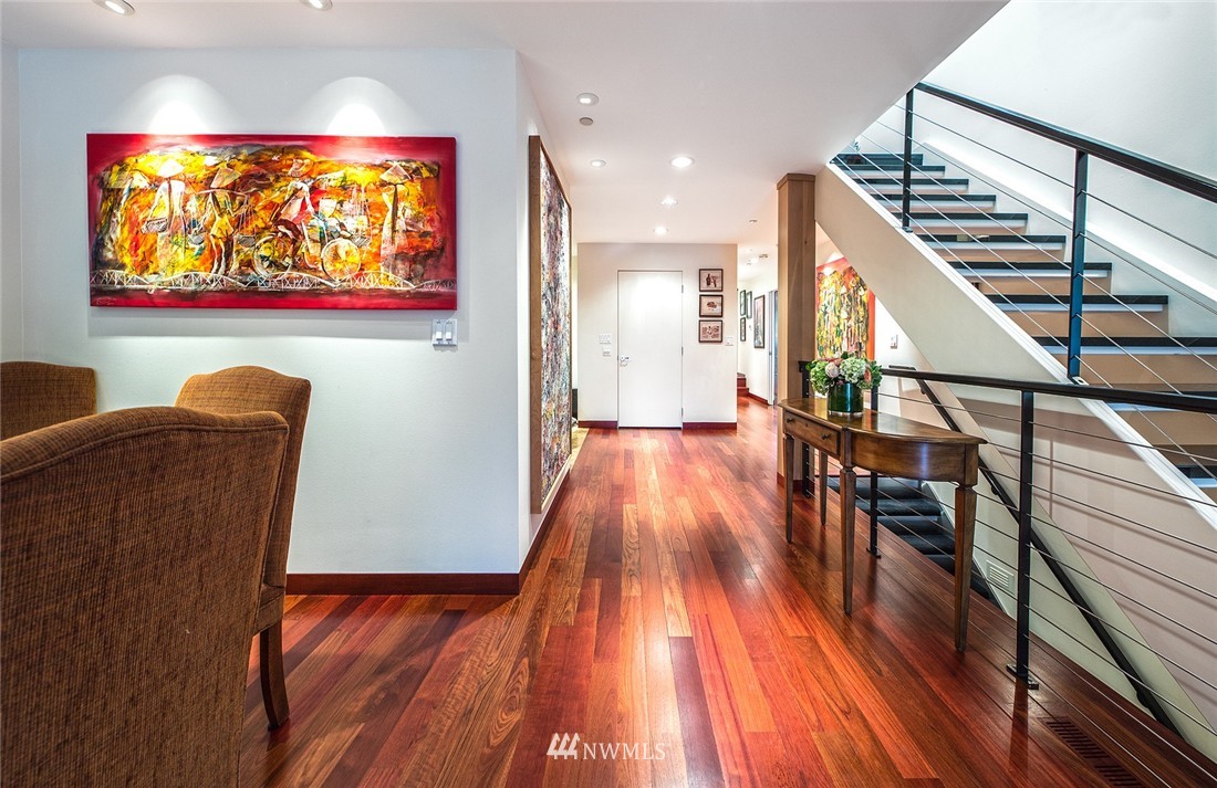 3257 Hunts Point Road Hunts Point, WA 98004 - Photo 11 of 24