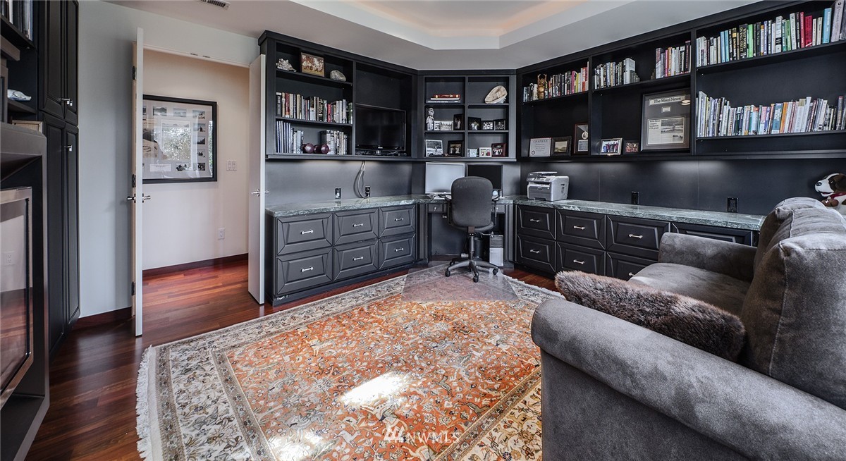 3257 Hunts Point Road Hunts Point, WA 98004 - Photo 12 of 24