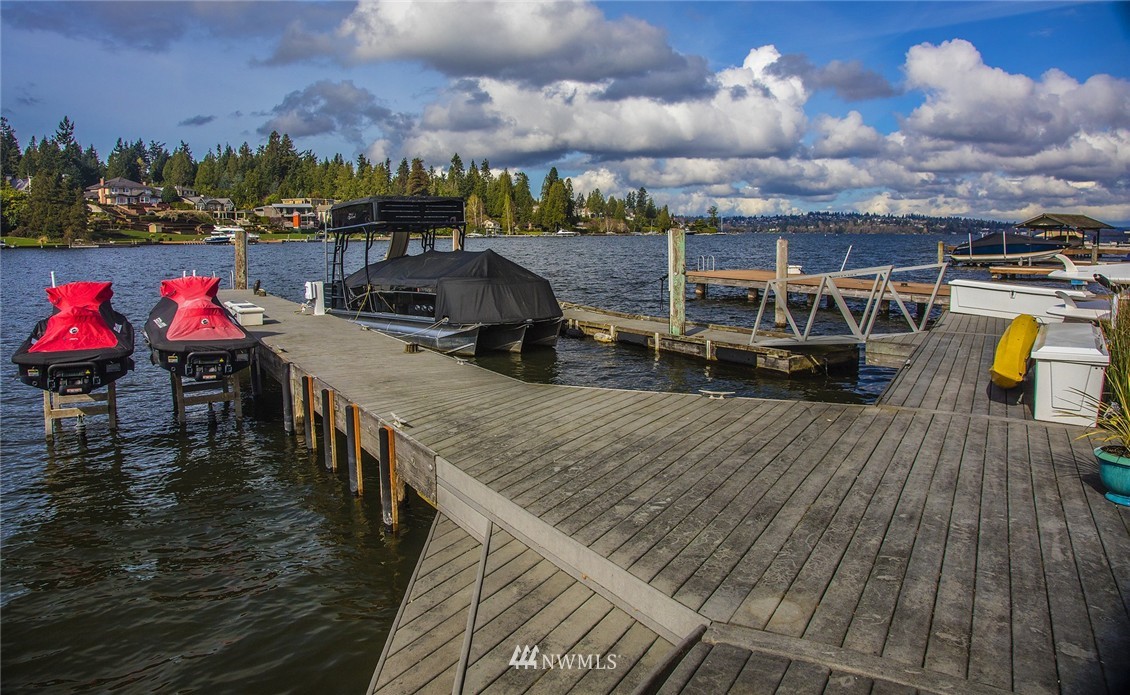 3257 Hunts Point Road Hunts Point, WA 98004 - Photo 21 of 24