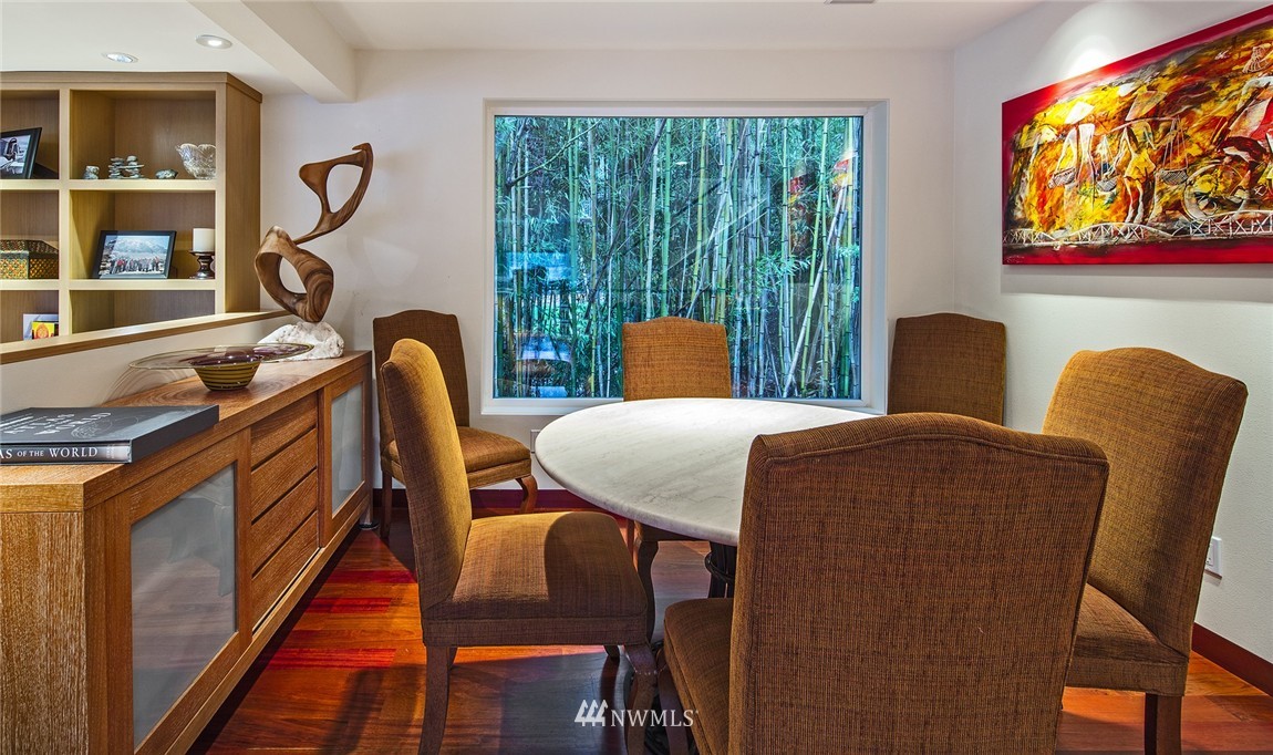 3257 Hunts Point Road Hunts Point, WA 98004 - Photo 10 of 24