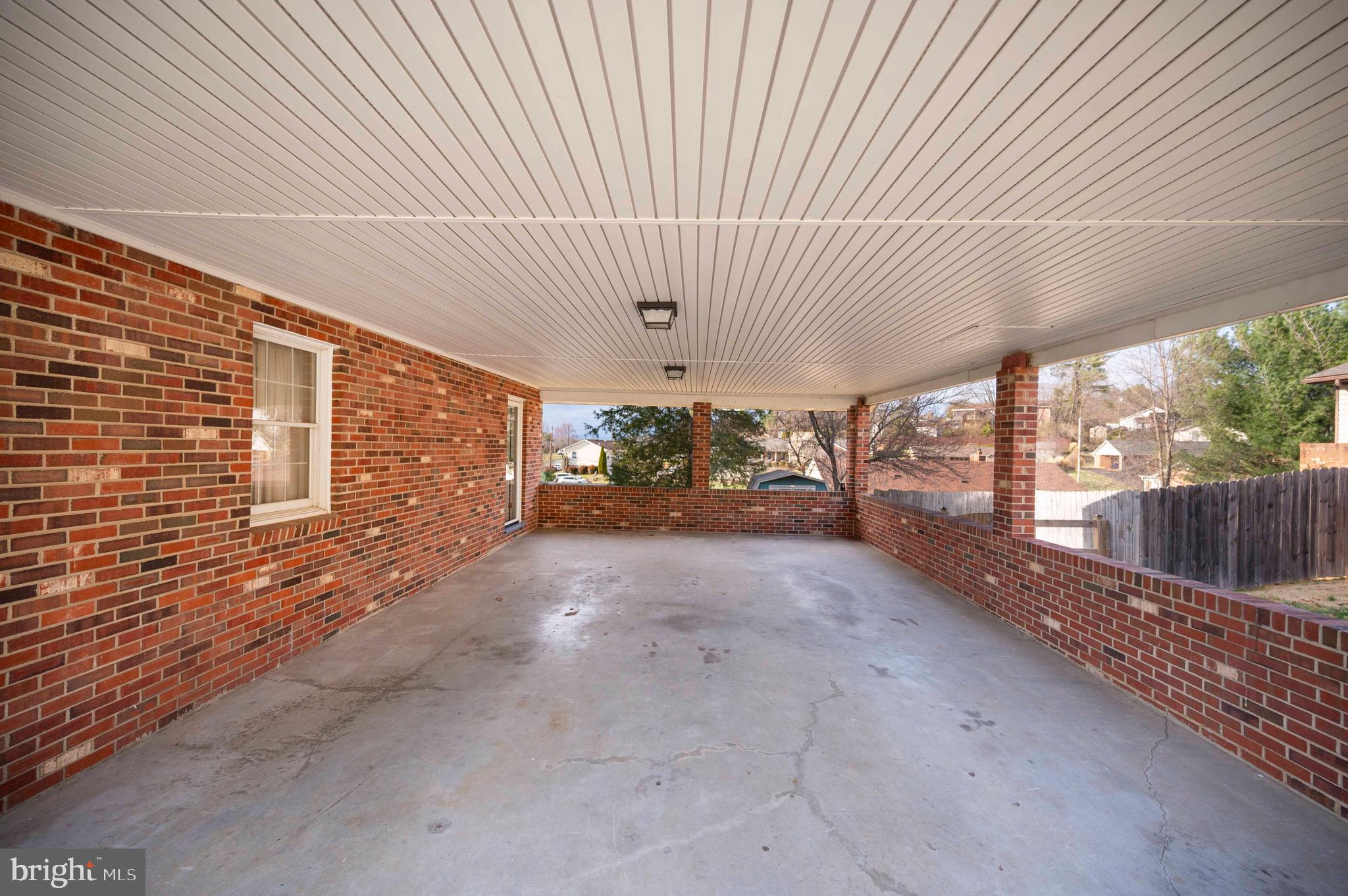 16 Gloucester Road Front Royal, VA 22630 - Photo 4 of 26 Gallery Image 4