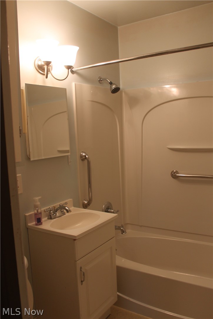 138 East Wilbeth Road Akron, OH 44301 - Photo 14 of 27 Gallery Image 14