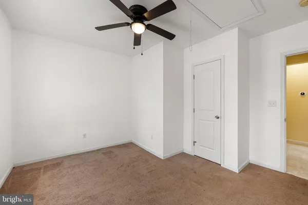 an empty room
