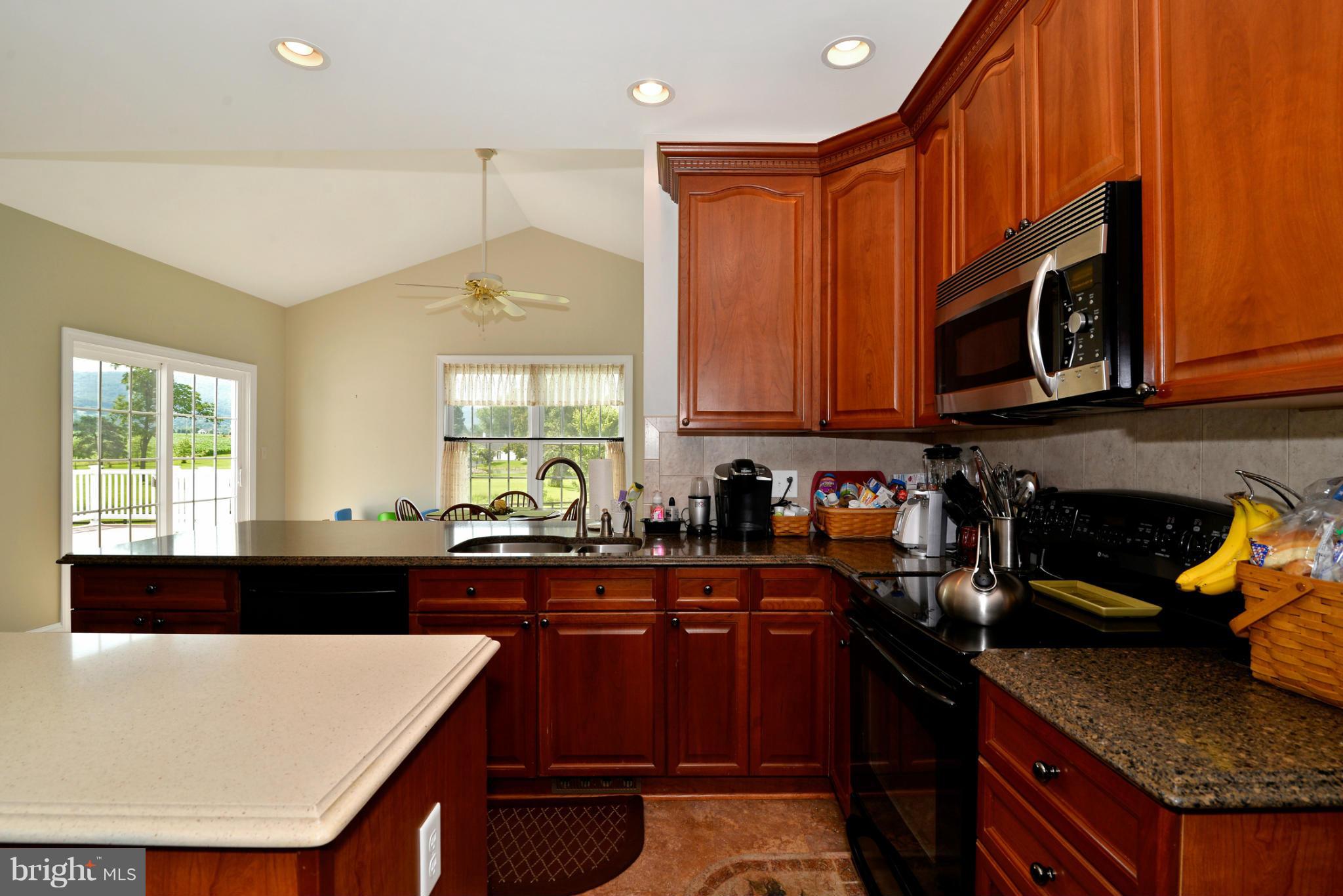 13659 Kretsinger Road Smithsburg, MD 21783 - Photo 18 of 30 Kitchen