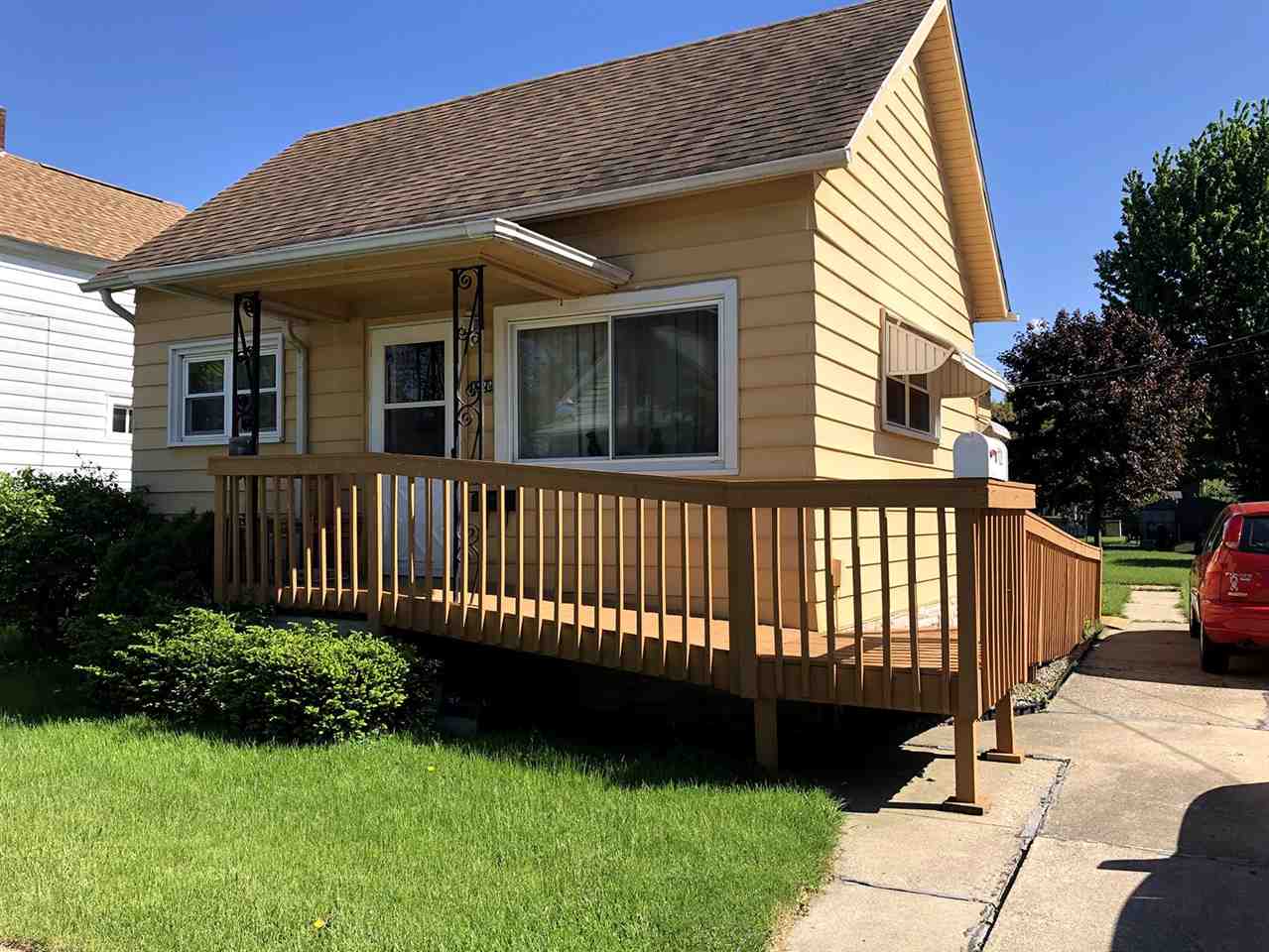 1120 25th Street Bay City, MI 48708 - Photo 1 of 17