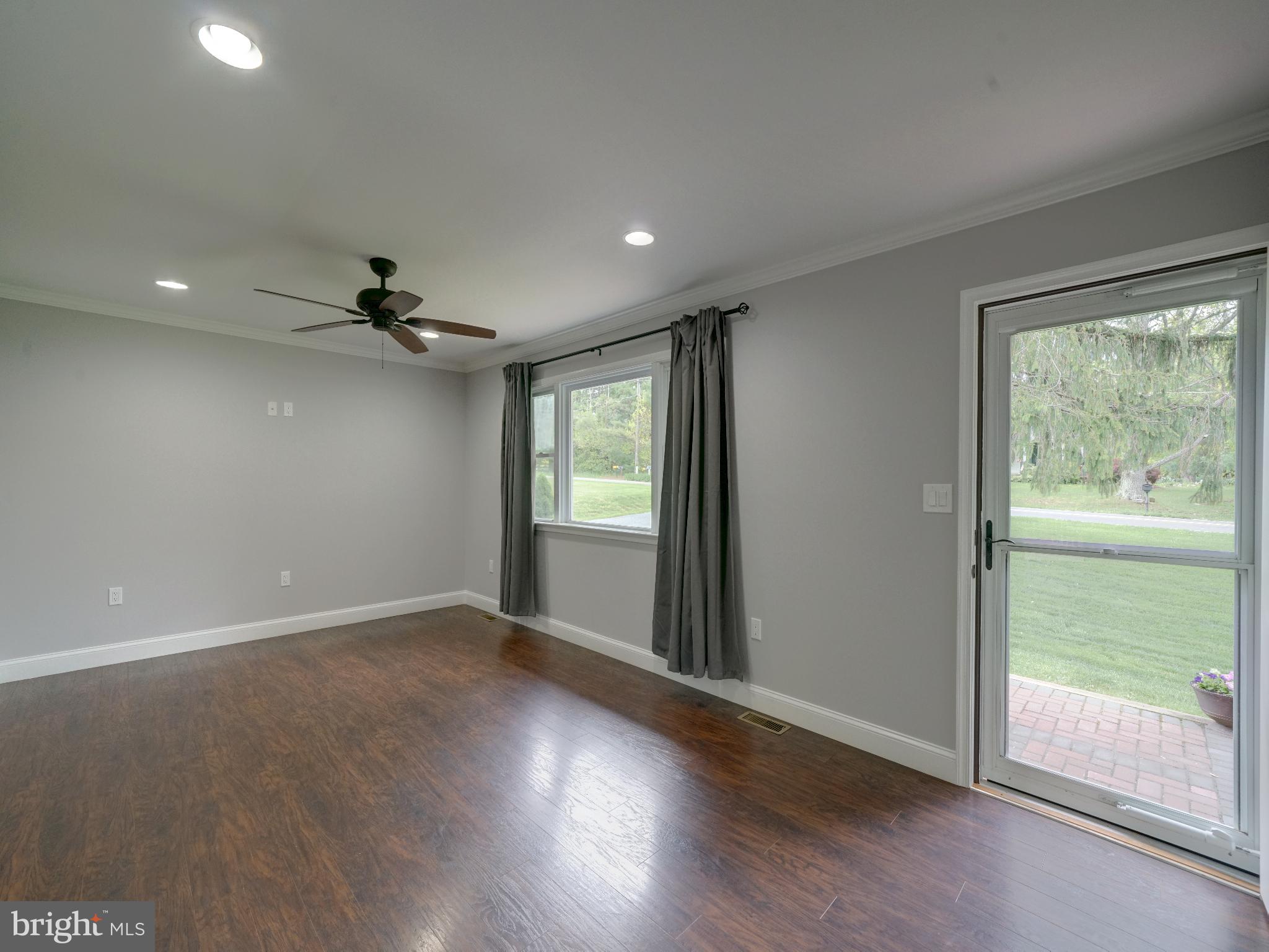 636 Oak Tree Road Westminster, MD 21157 - Photo 5 of 56 Gallery Image 5