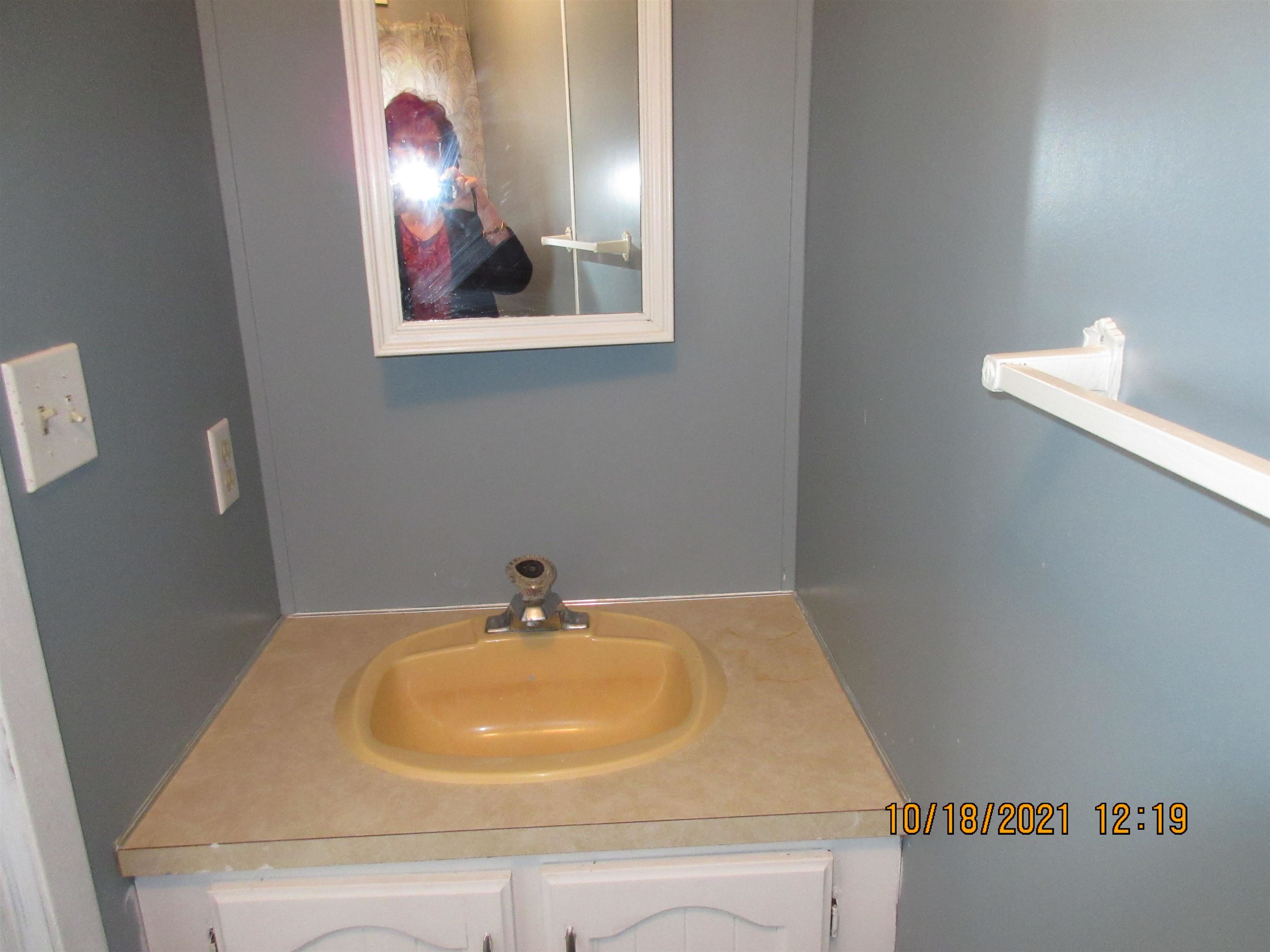7 Agent Road Raymond, NH 03077 - Photo 12 of 14 Gallery Image 12
