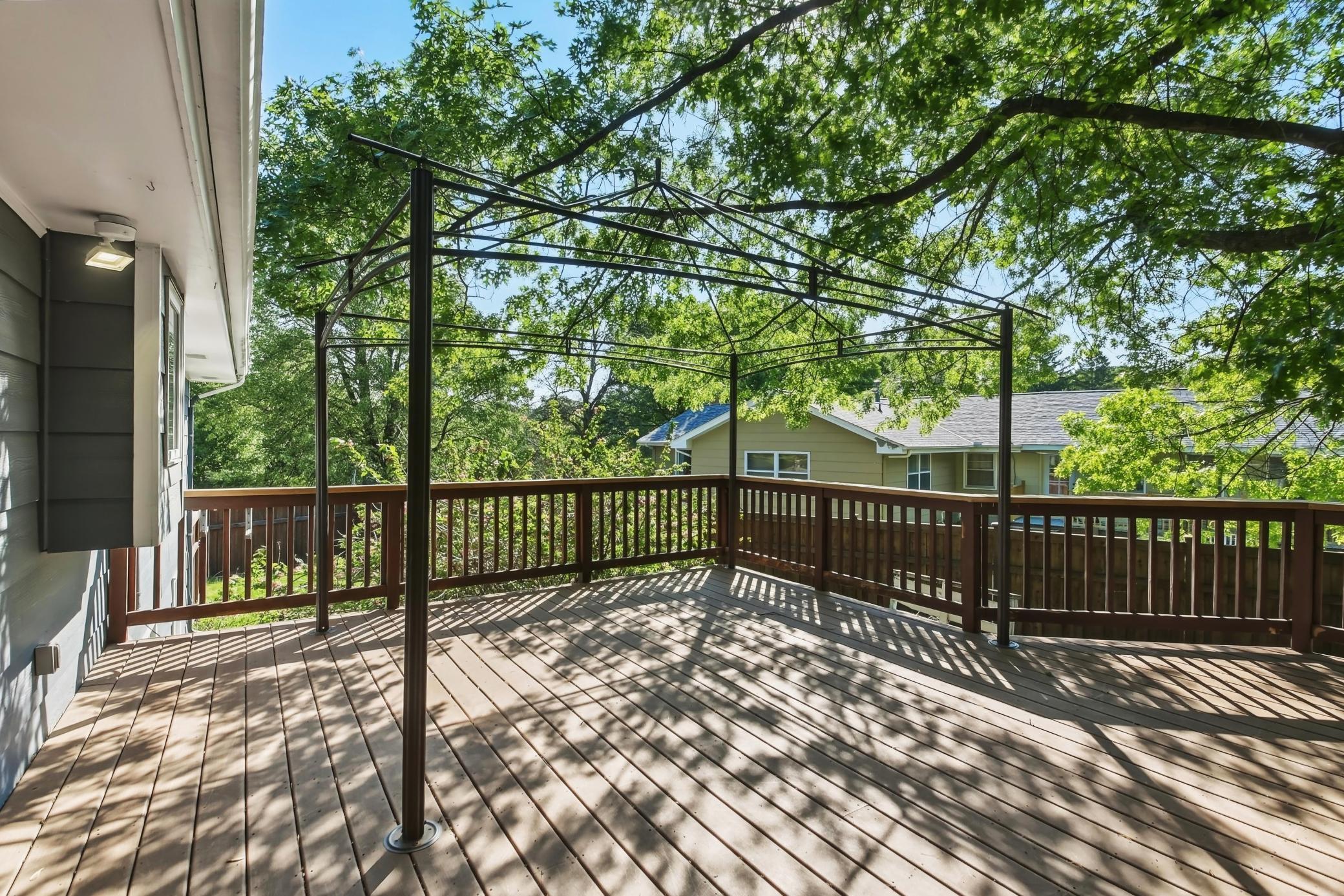 311 Eagle Ridge Circle Burnsville, MN 55337 - Photo 34 of 38