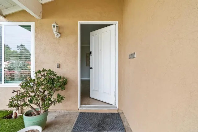 $1,200,000 | 11385 Red Cedar Way, San Diego, CA 92131