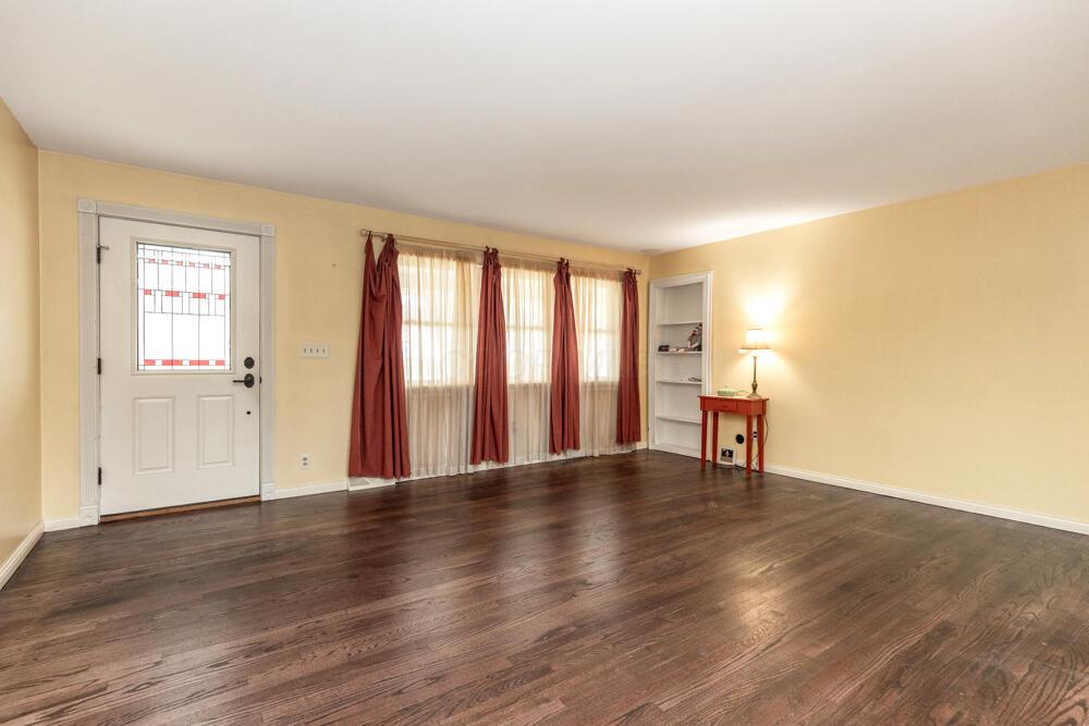 2882 Boving Road Southwest Lancaster, OH 43130 - Photo 4 of 23 1R6A3140