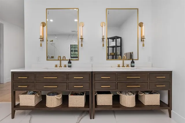 a living room with lots of furniture and a shower