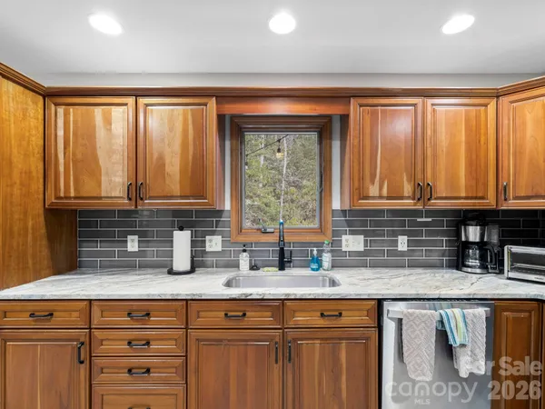 $899,000 | 581 Hubbard Hollow, Rosman, NC 28772