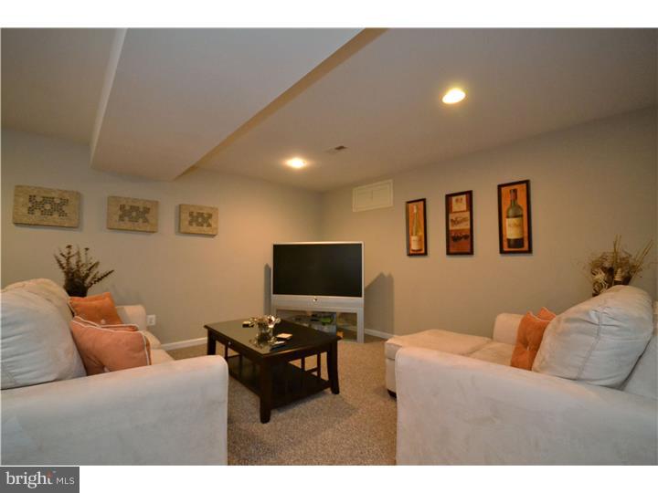 455 Bucks Road Perkasie, PA 18944 - Photo 17 of 25 Family Room