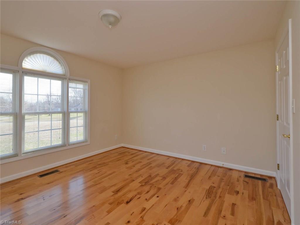 4900 Balsom Road Pfafftown, NC 27040 - Photo 17 of 21 Front Bedroom