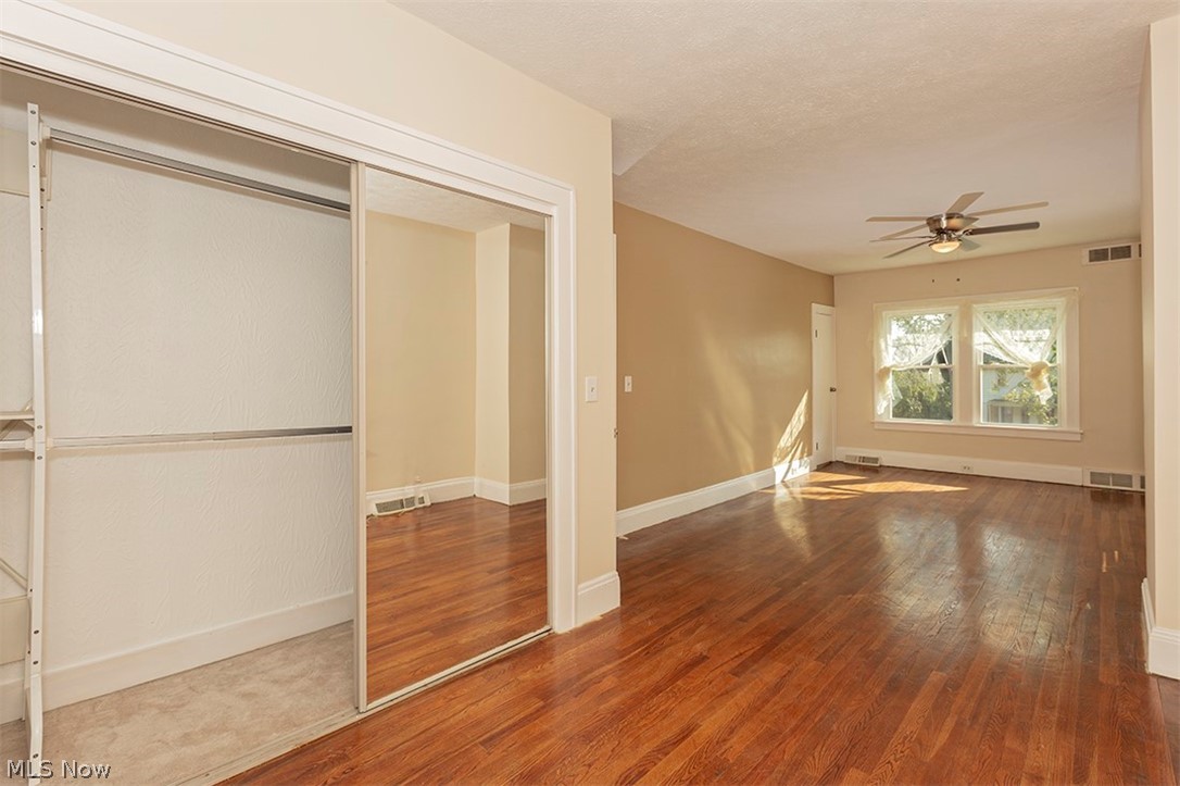 2260 Briarwood Road Cleveland, OH 44118 - Photo 17 of 35