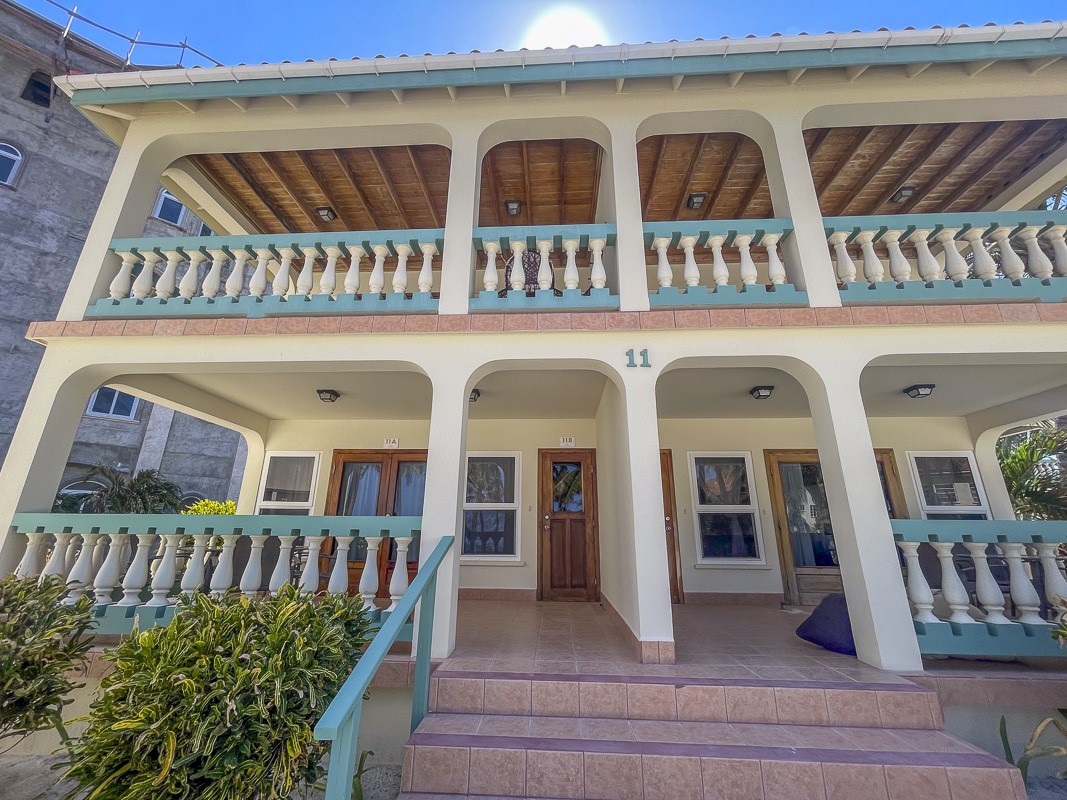 0 Belizean Shores, Unit 11B Robstown, TX 78380 - Photo 1 of 32 a front view of multi story residential apartment building
