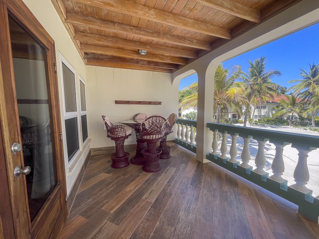 0 Belizean Shores, Unit 11B Robstown, TX 78380 - Photo 22 of 32 a view of a chairs in a balcony