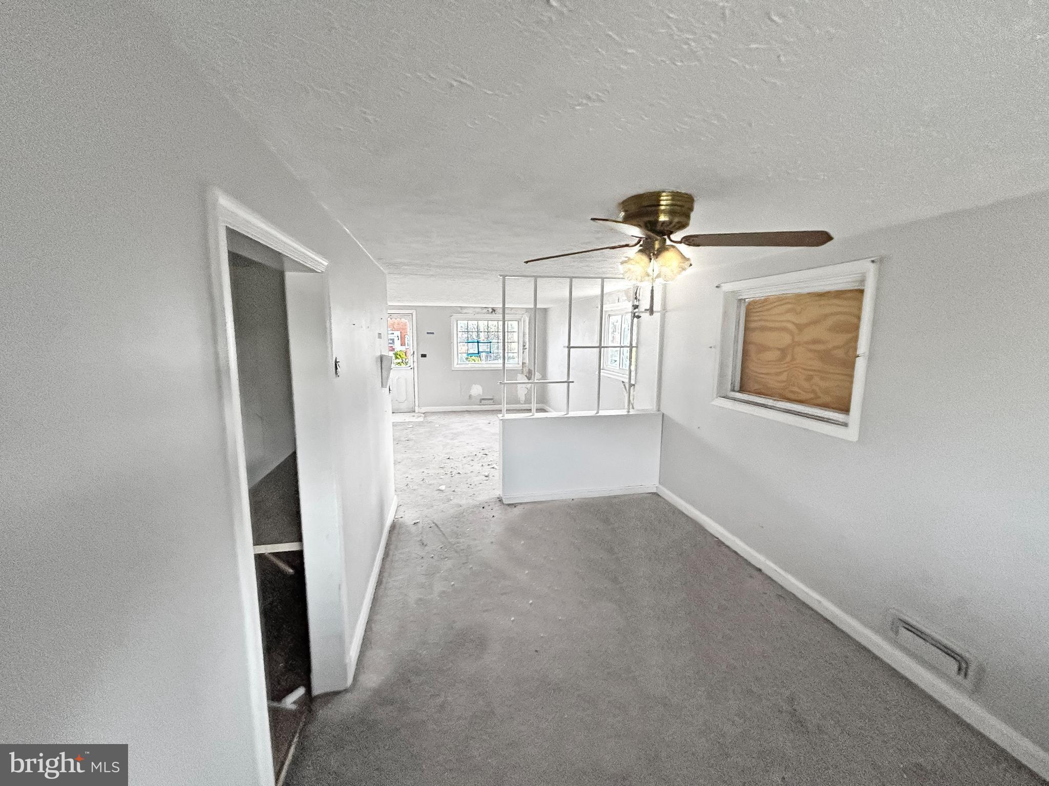 7855 Rockbourne Road Dundalk, MD 21222 - Photo 5 of 10 Interior
