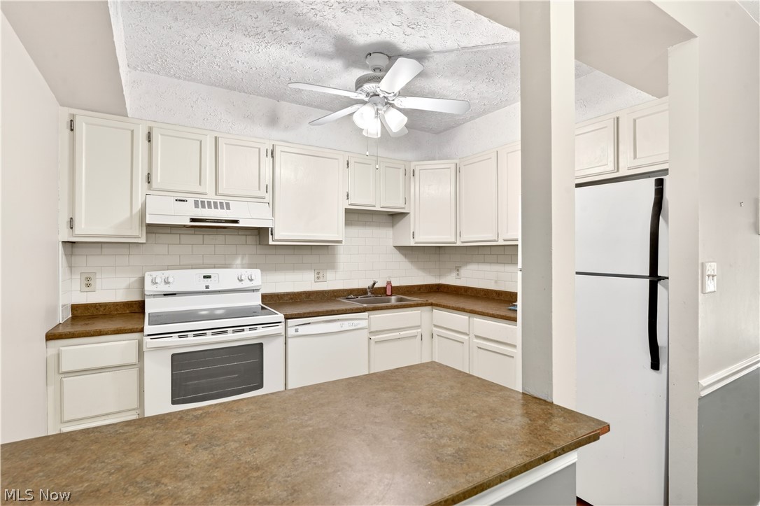 22936 Mastick Road, Unit 101 Cleveland, OH 44126 - Photo 14 of 27