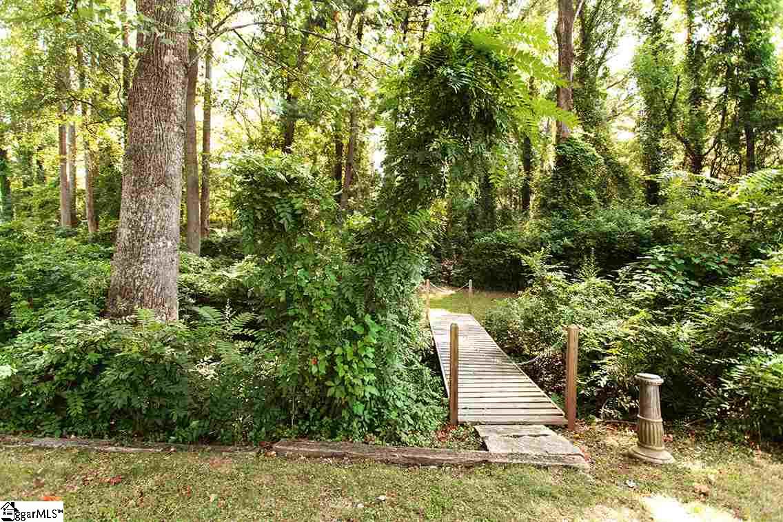 107 Brookside Avenue Greenville, SC 29607 - Photo 34 of 36 Gallery Image 34